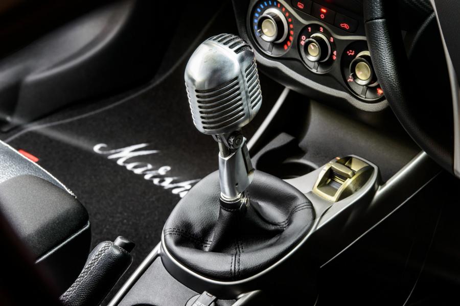 Детали интерьера Alfa Romeo MiTo by Marshall Concept (955) 2014 года  (UK) (фото 9 из 9)